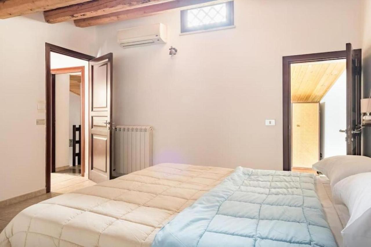 Tavola Tonda Apartamento Palermo